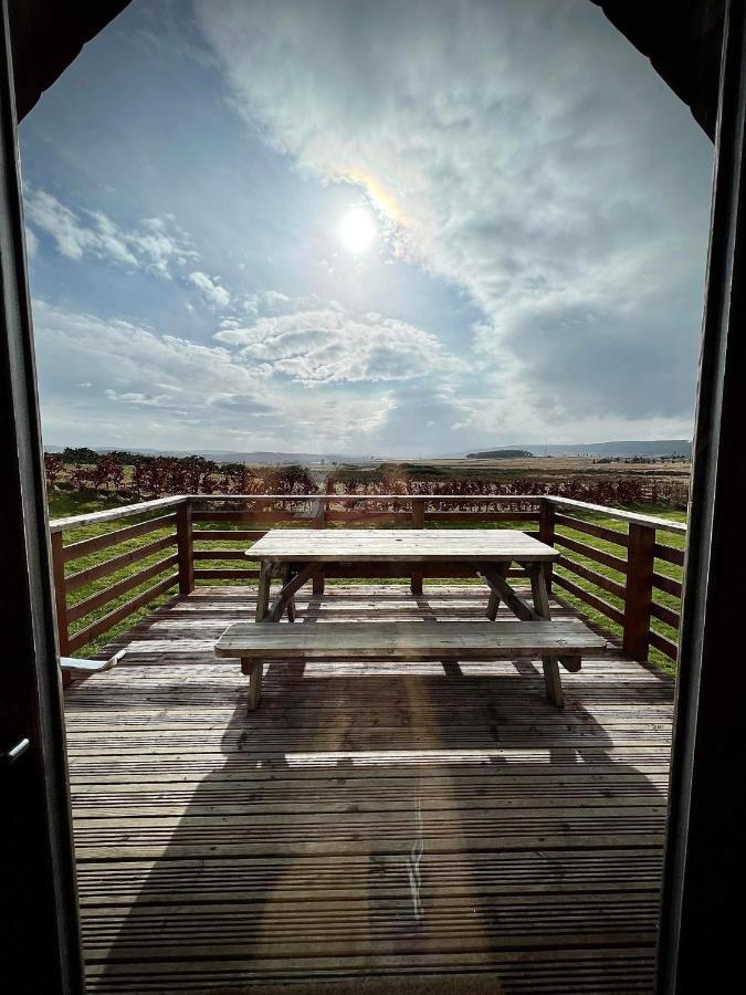 Loch Shin Glamping Pods Lairg Exterior foto